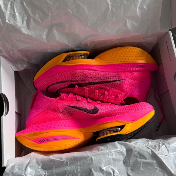 Nike Shoes - Nike alpha fly